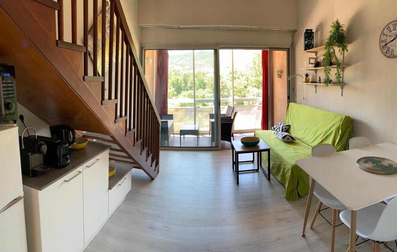 Ferienwohnung Duplex Renove Les Pieds Dans L'Eau Calvi  Exterior foto
